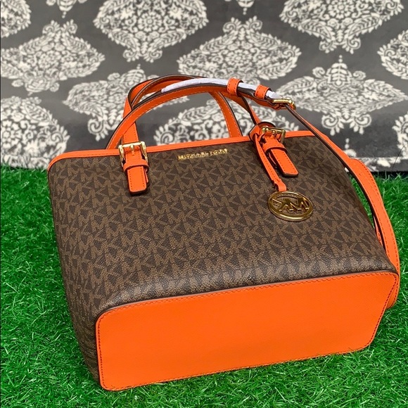 MICHAEL KORS JET SET TRAVEL XS CRYL TZ TOTE - Picture 10 of 16